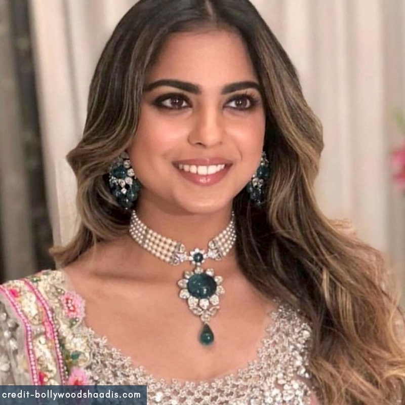 Isha ambani deals wedding jewellery cost