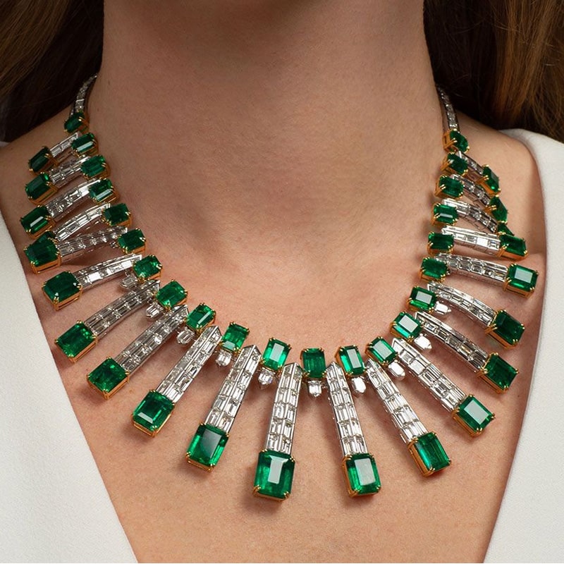 Born in May? Here are 5 Show-stopping Emerald Jewellery Pieces Just for You!