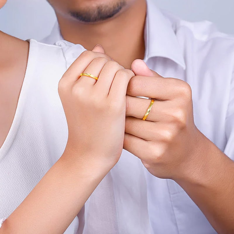 Elegant Couple Rings That Say ‘Forever’