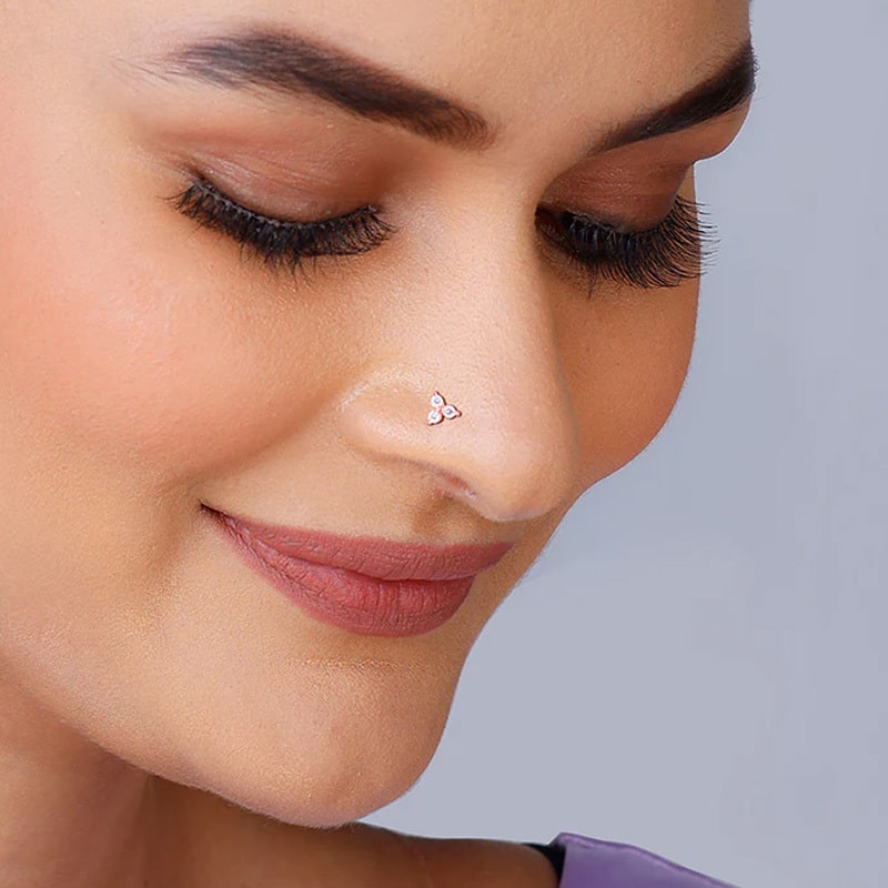 Nose Pins Without Piercing: Embrace this Stylish Revolution