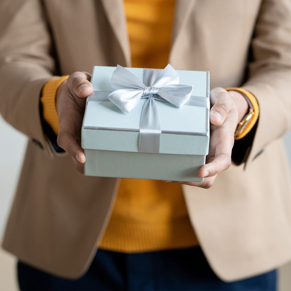 Top 10 Unique Gifts for Him | Ideas and Inspiration