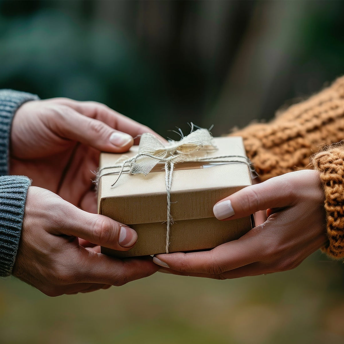 Celebrating Togetherness: Unique Couple Gifts They'll Cherish