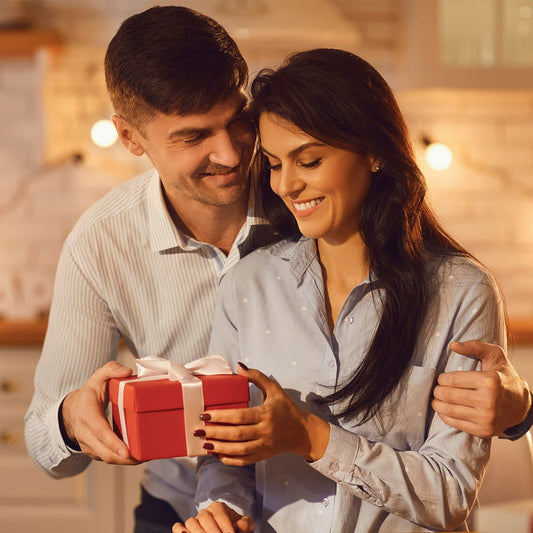 Memorable First Gifts For Male Fiance