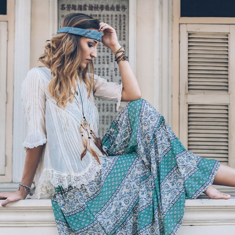 How to Style Silver Jewellery for a Boho-Chic Look