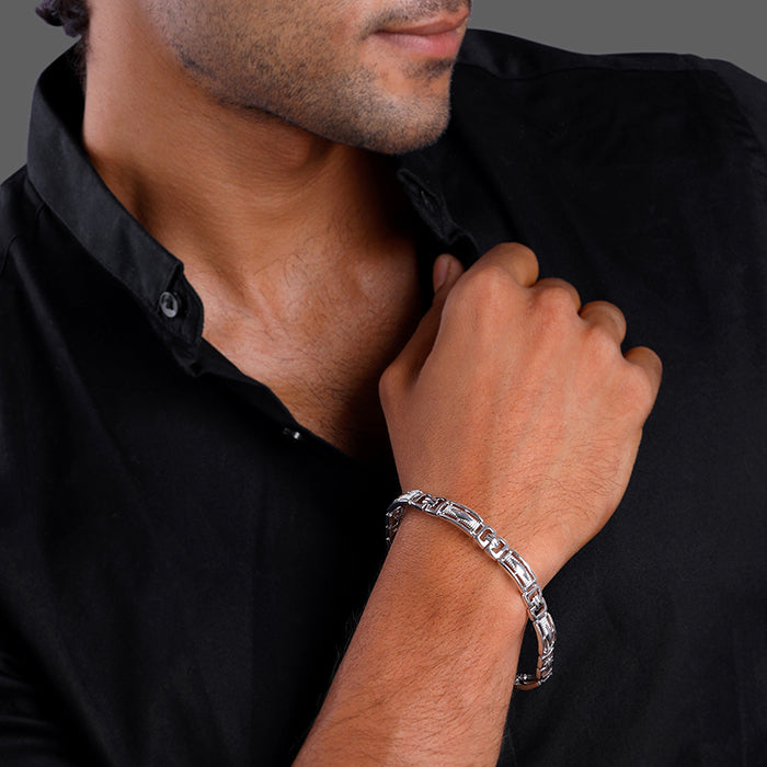 Buy Silver Bracelets & Kadas for Men by Kairangi by Yellow Chimes Online |  Ajio.com