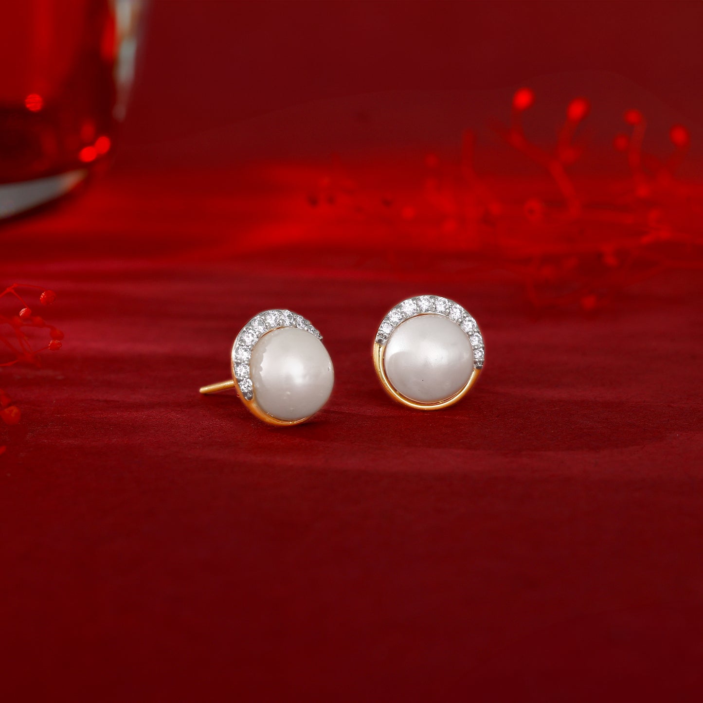 Gold Graceful Pearl Diamond Studs