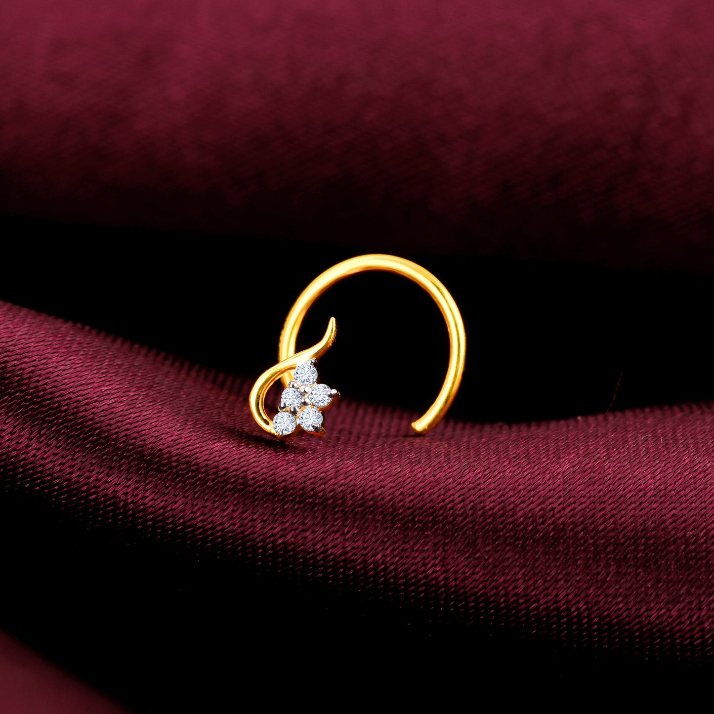 Gold Glittering Treasure Diamond Nose Pin