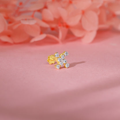 Gold Gracefully Blooming Diamond Nose Pin