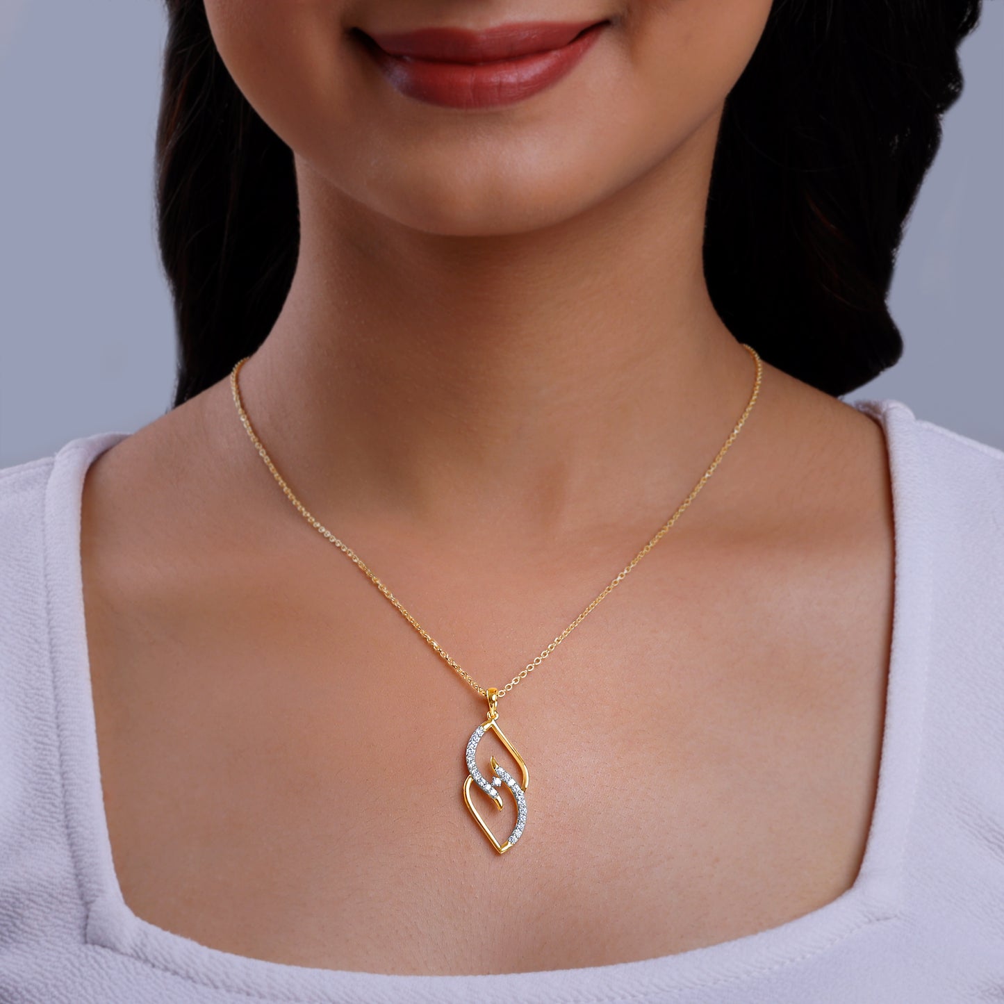 Gold Eternal Spark Diamond Pendant