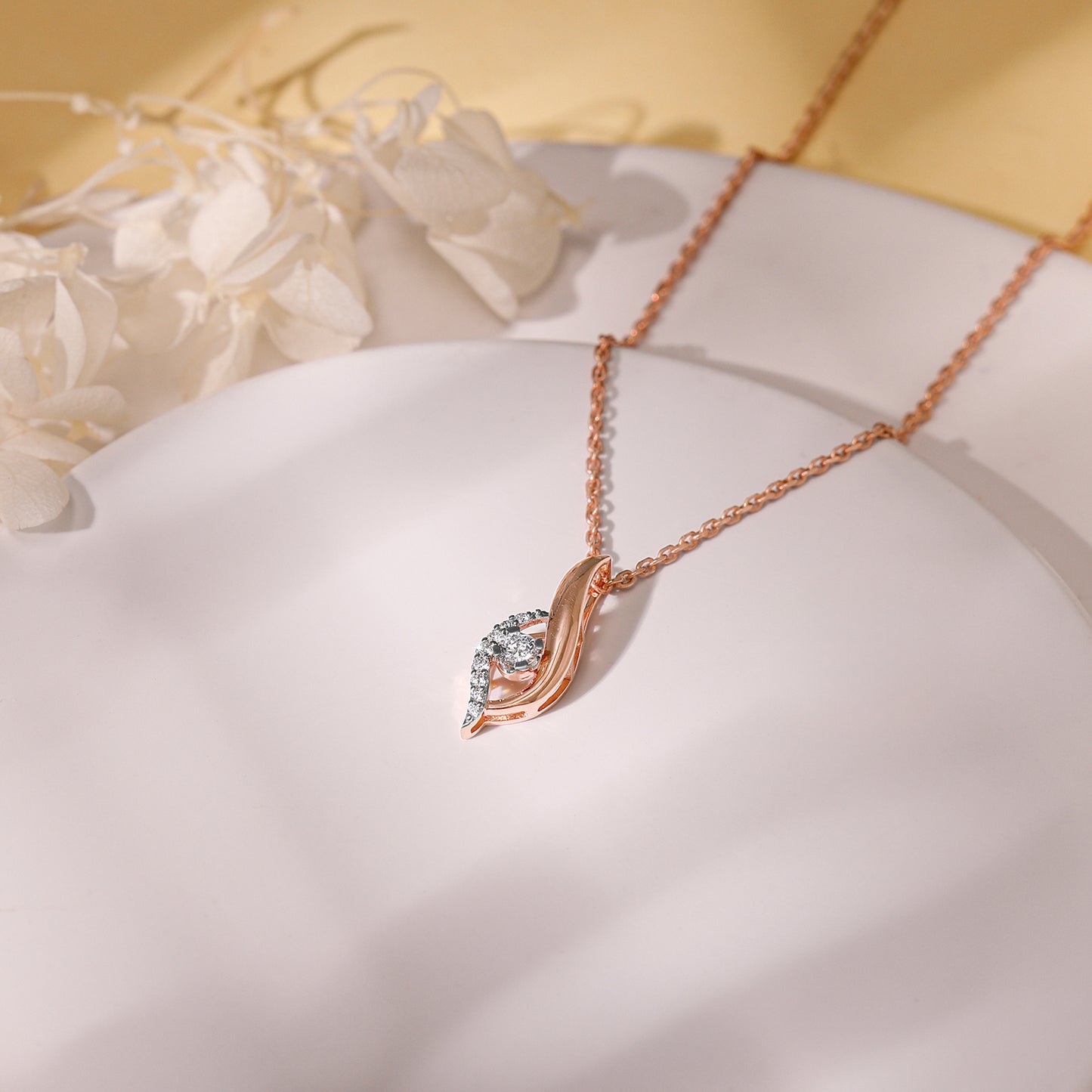 Rose Gold Gaze Diamond Pendant