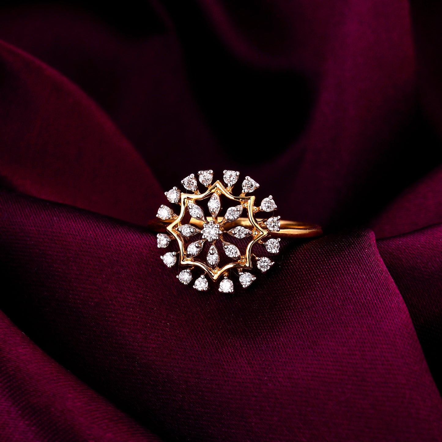 Gold Glamorous Floral Diamond Ring