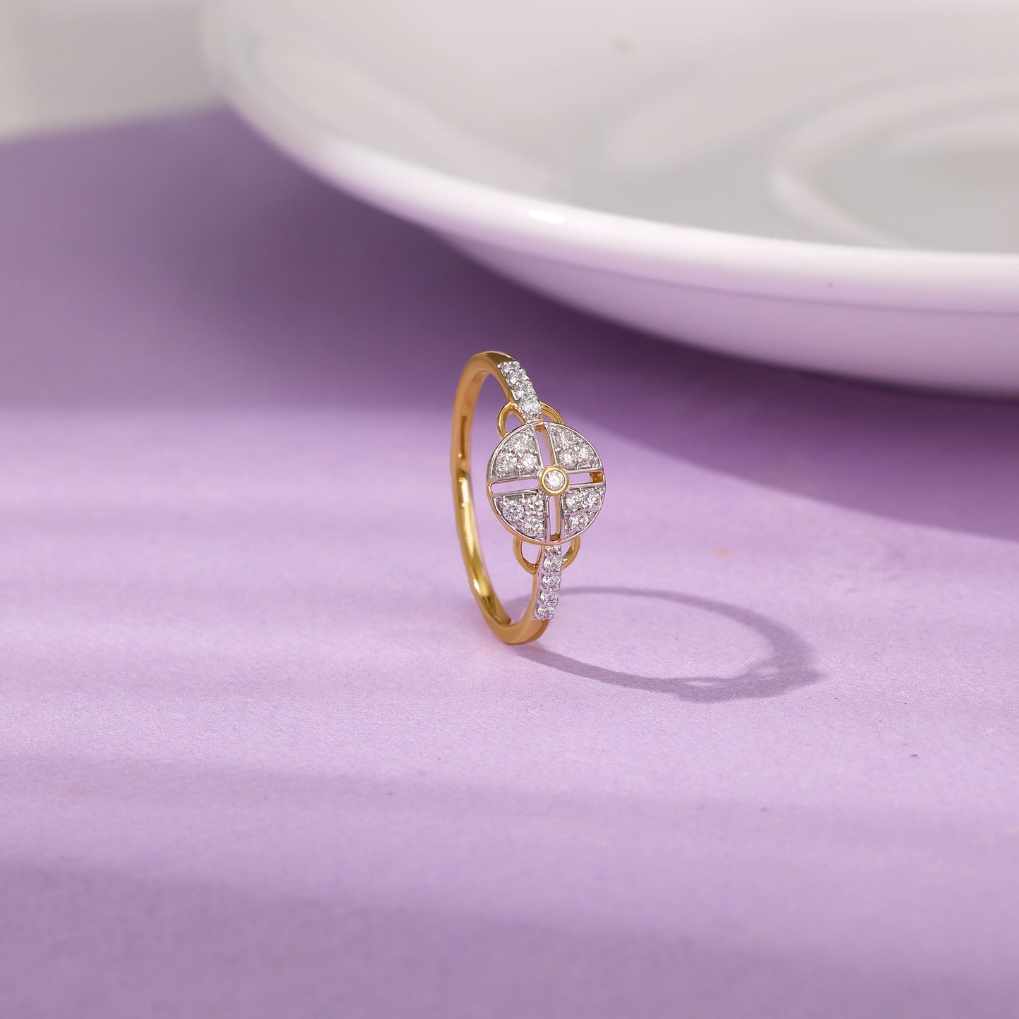 Gold Ray Diamond Ring