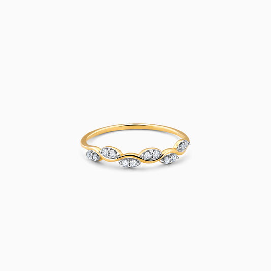 Gold Majestic Curves Diamond Ring