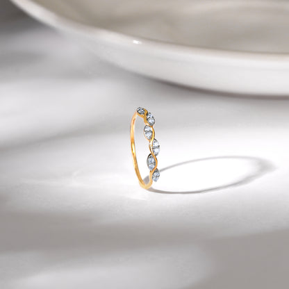 Gold Majestic Curves Diamond Ring