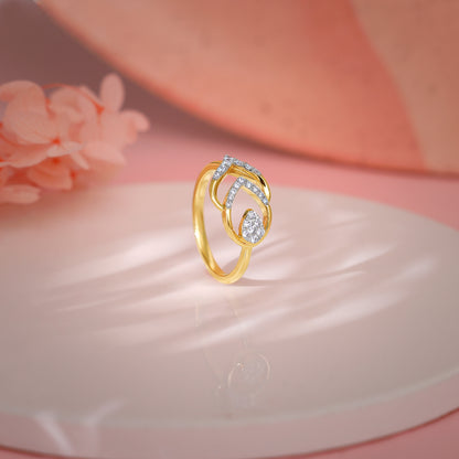 Gold Lustre Leaf Diamond Ring