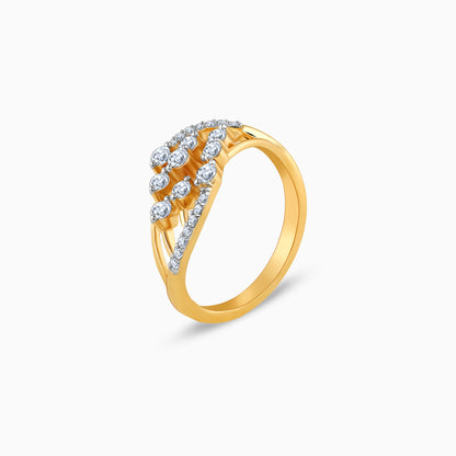 Gold Graceful Wave Diamond Ring