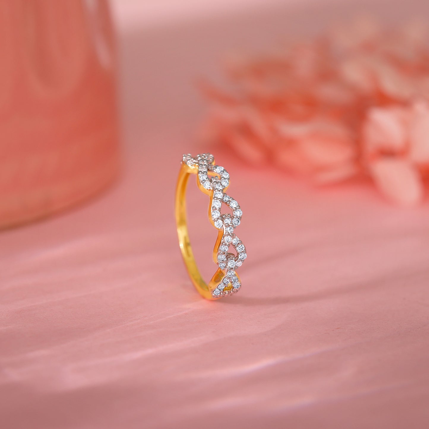 Gold Queen of Hearts Diamond Ring