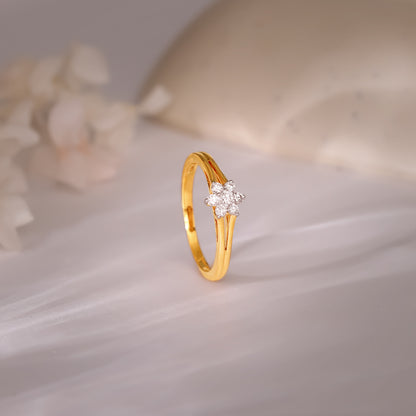 Gold Dewdrop Solitaire Diamond Ring