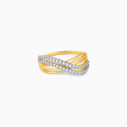 Pure gold ring with wave-like patterns and lab-grown diamonds.