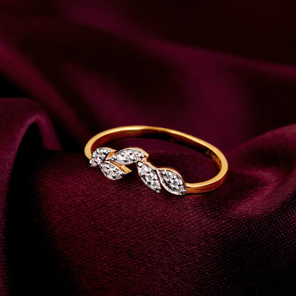 Gold Rustling Leaves Diamond Ring