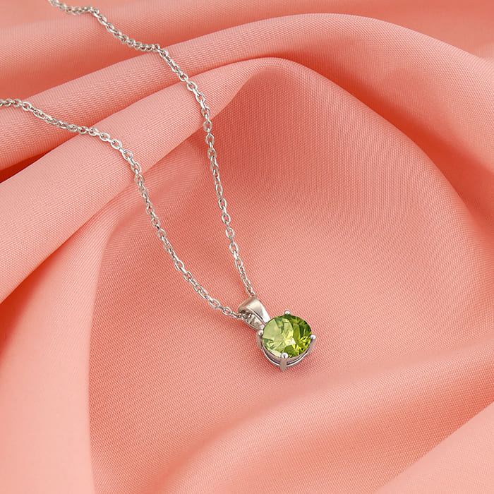 Silver Gracious Green Pendant with Link Chain