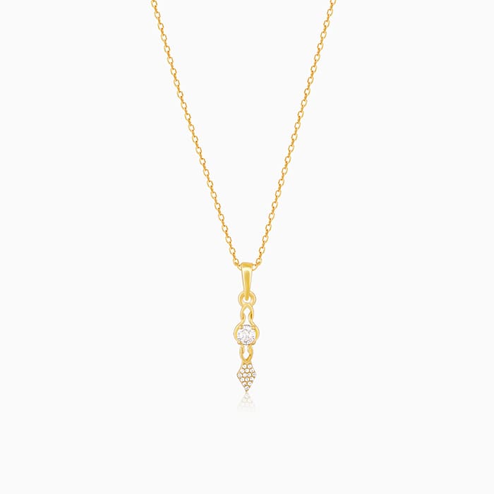 Golden Sparkling Arrowhead Pendant With Link Chain