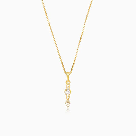 Golden Sparkling Arrowhead Pendant With Link Chain