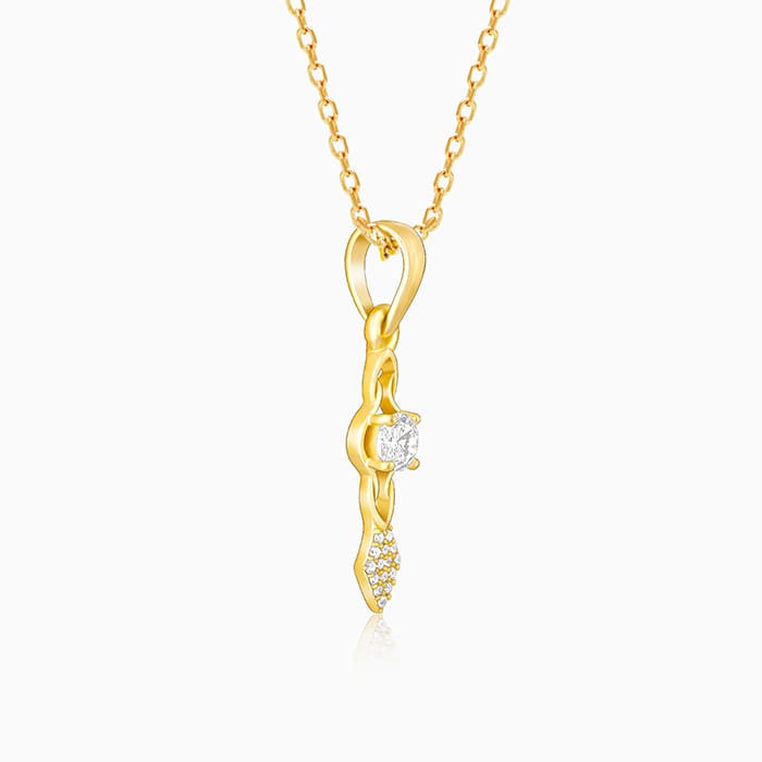 Golden Sparkling Arrowhead Pendant With Link Chain