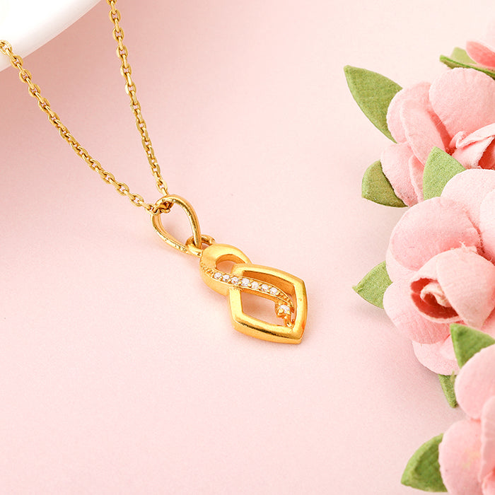 Golden Pretty Geometric Pendant With Link Chain