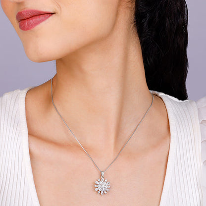 Silver Heavenly Flower Pendant With Box Chain