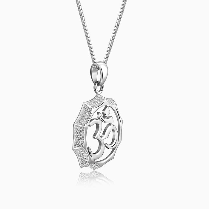 Silver Graceful Om Pendant With Box Chain For Men GIVA 925 Jewellery GIVA Jewellery
