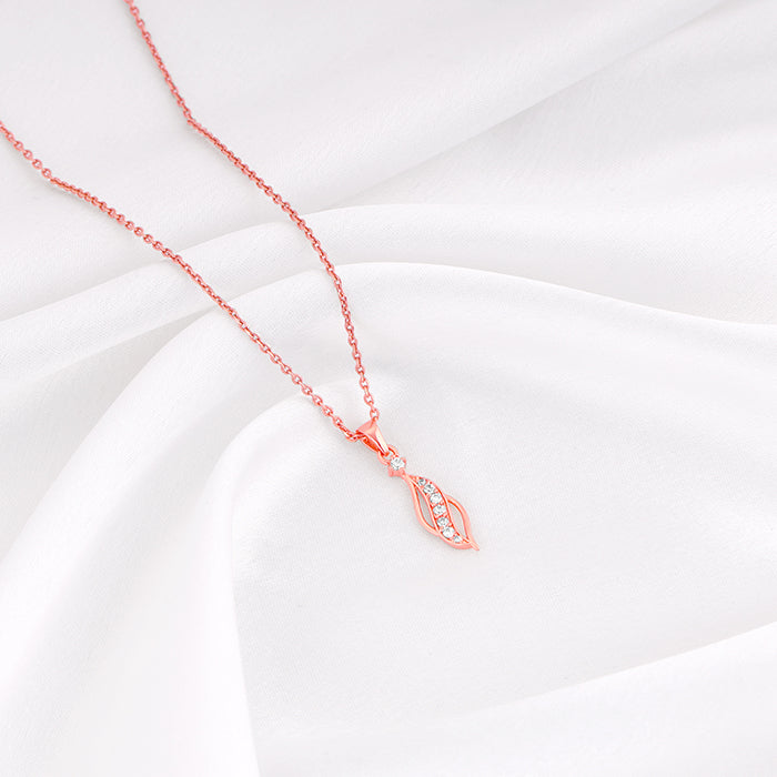 Bird Pendant Diamond Necklace in Rose Gold | KLENOTA