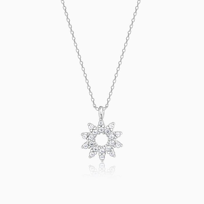 Sliver Sparkling Floral Pendant With Link Chain