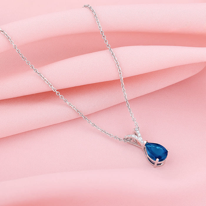 Silver Solitaire Blue Heart Necklace – GIVA Jewellery