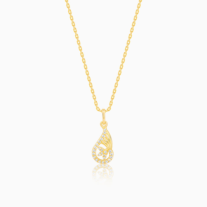 Golden Aria Pendant with Link Chain