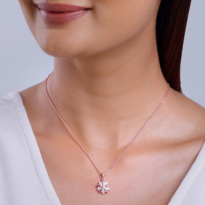 Rose Gold Cutest Flower Pendant With Link Chain