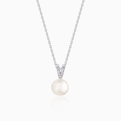 Silver Pretty in Pearl Pendant With Link Chain