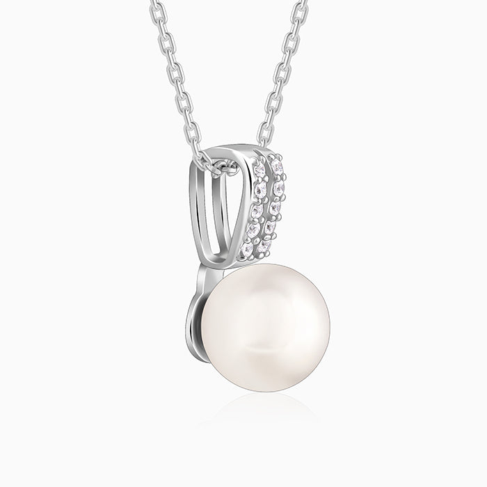 Silver Fall Pearl Pendant With Link Chain