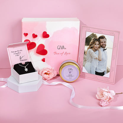 Frame Your Moments Gift Box