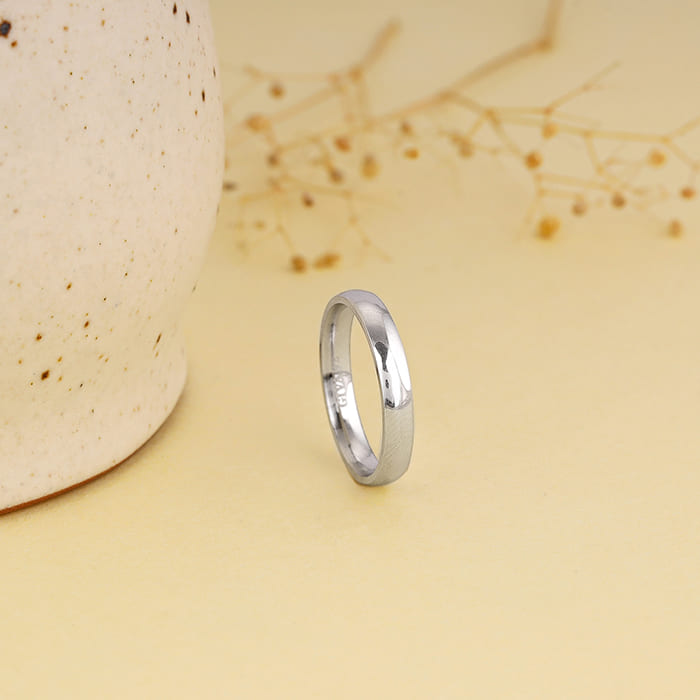 Silver Flawless Ring Simple Yet Stunning GIVA Jewellery
