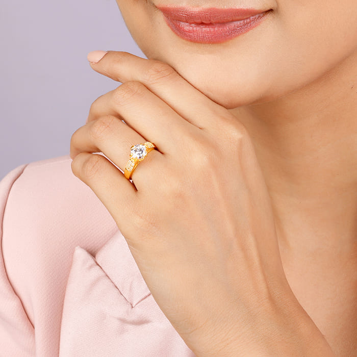 Golden Solitaire Beauty Ring