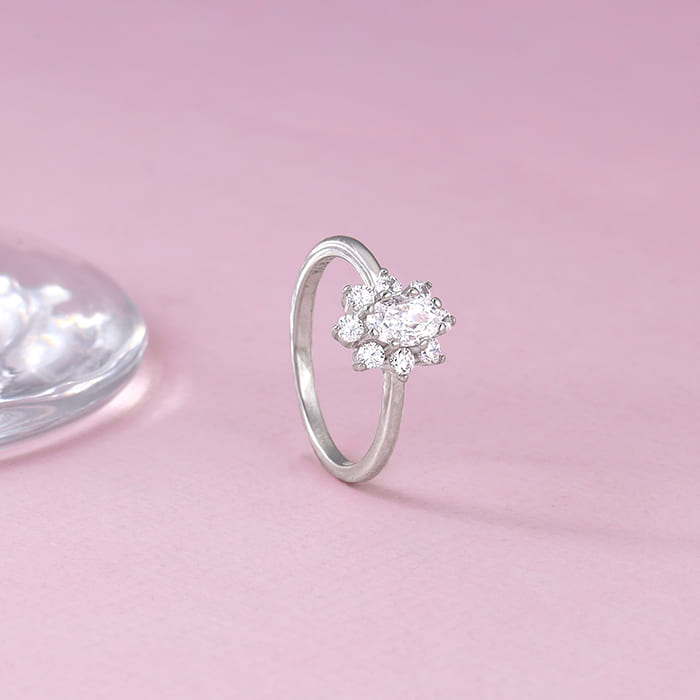 Silver Floral Ellipse Ring