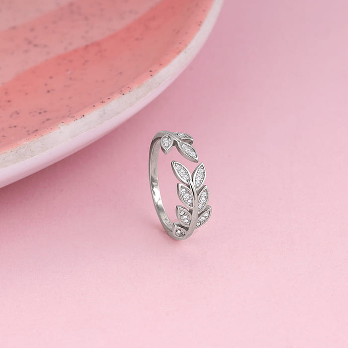 Anushka Sharma Silver Zircon Leaf Ring GIVA Jewellery