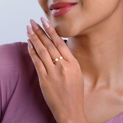 Golden True to Pearl Ring