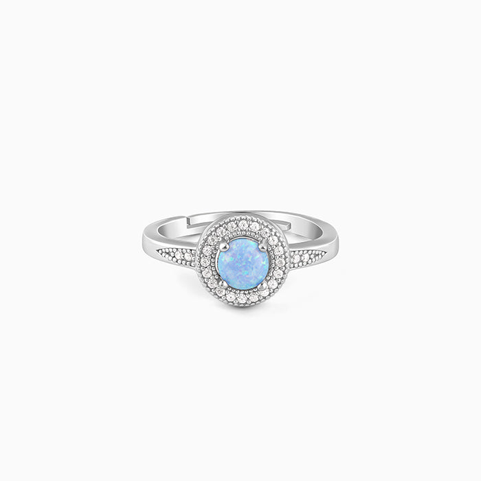 Silver circle ring with opal stone and zircon details from GIVA Sky High collection.
