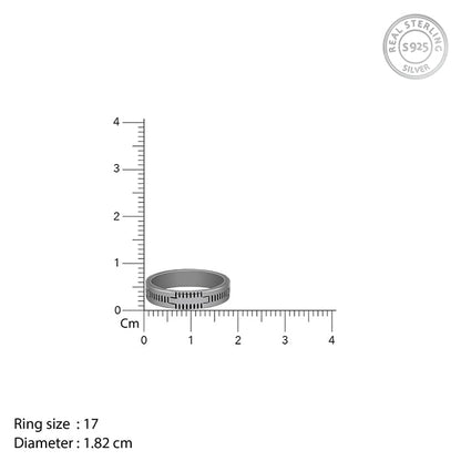 Black rhodium men's ring with vertical linear grooves design






