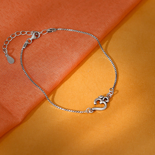 Silver Minimal Om Bracelet Rakhi