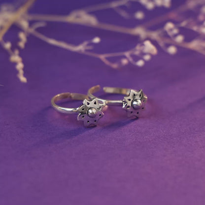 Oxidised Silver Enchanting Floral Toe Rings