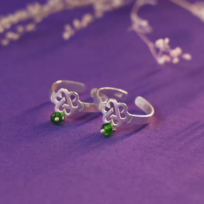 Silver Leafy Green Bead Toe Rings