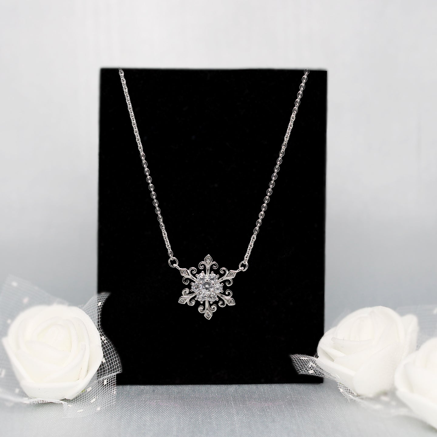 Snowflake necklace Sterling Silver Snowflake Pendant, Christmas Necklace |  belinda
